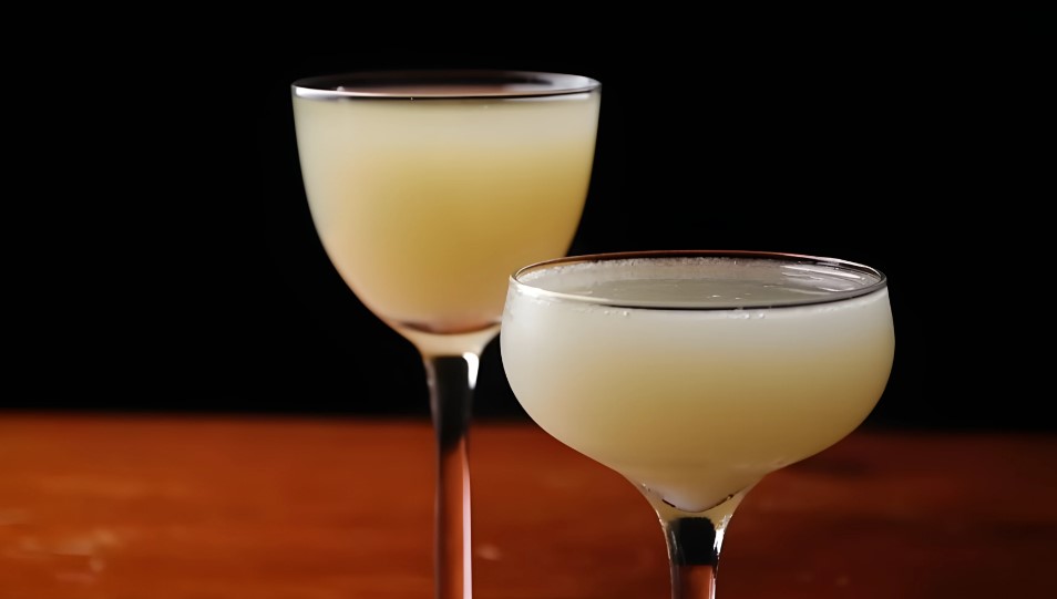 Death in the Afternoon cocktails